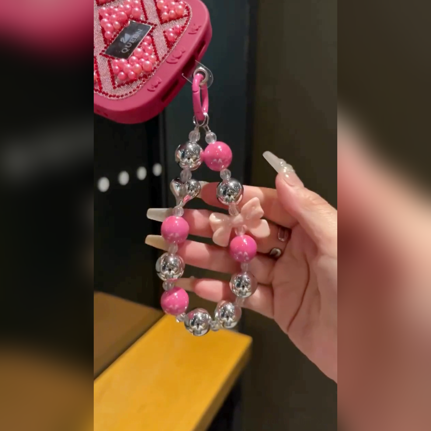 Kitty Luxe Glam Pearl Case