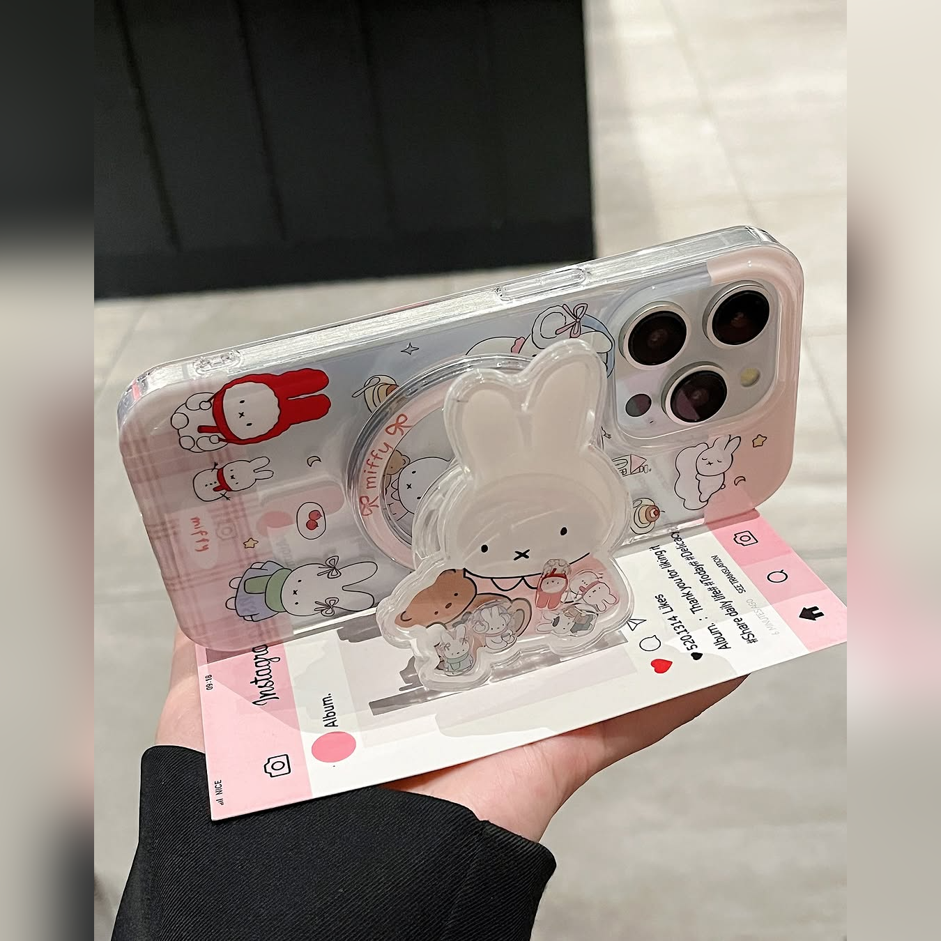 Cute Bunny Aesthetic Case with Stand