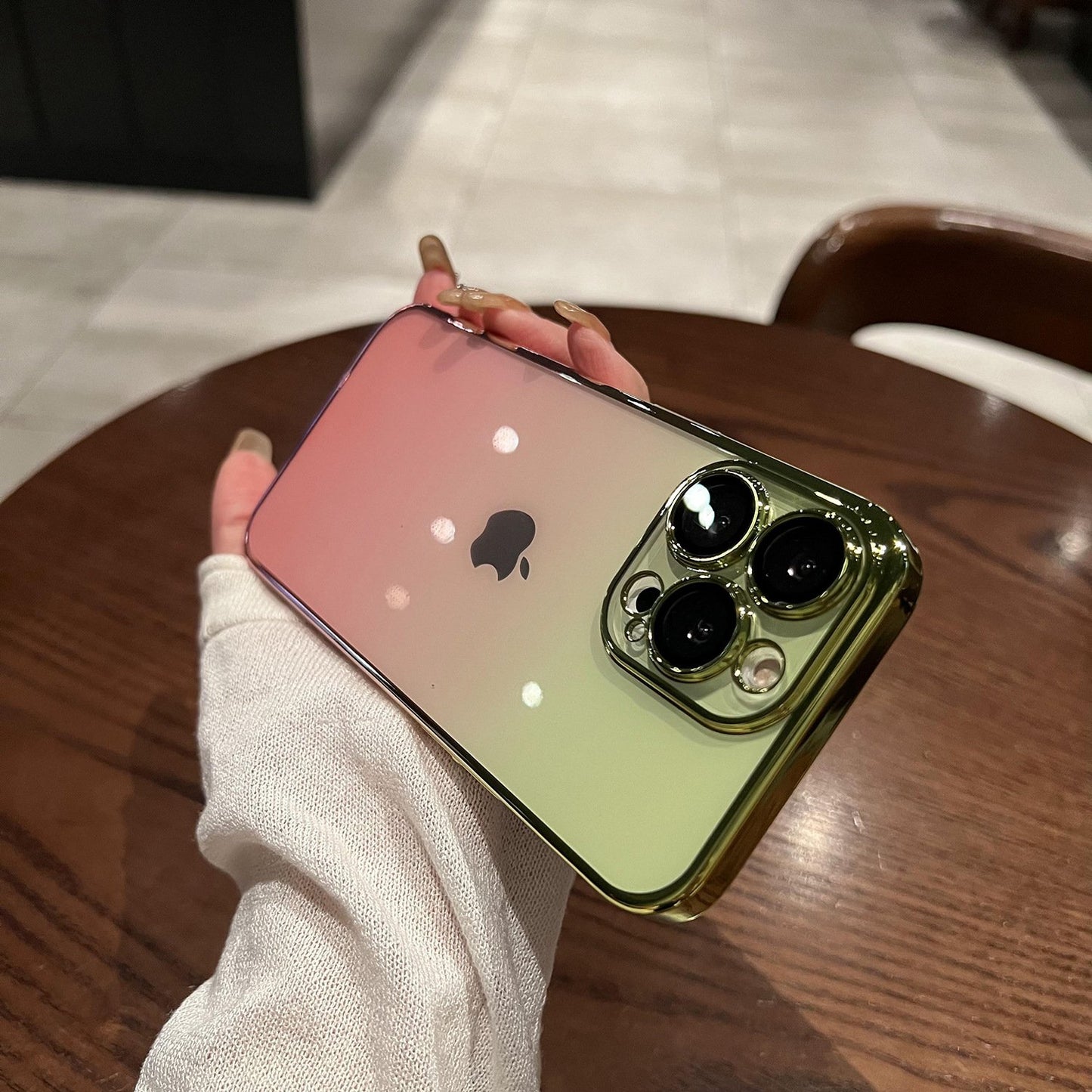 Alluring Transparent Gradient Hard Case - iPhone