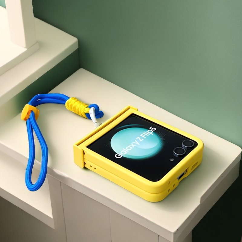 Galaxy Z Flip Series Urban Utility Lanyard Case