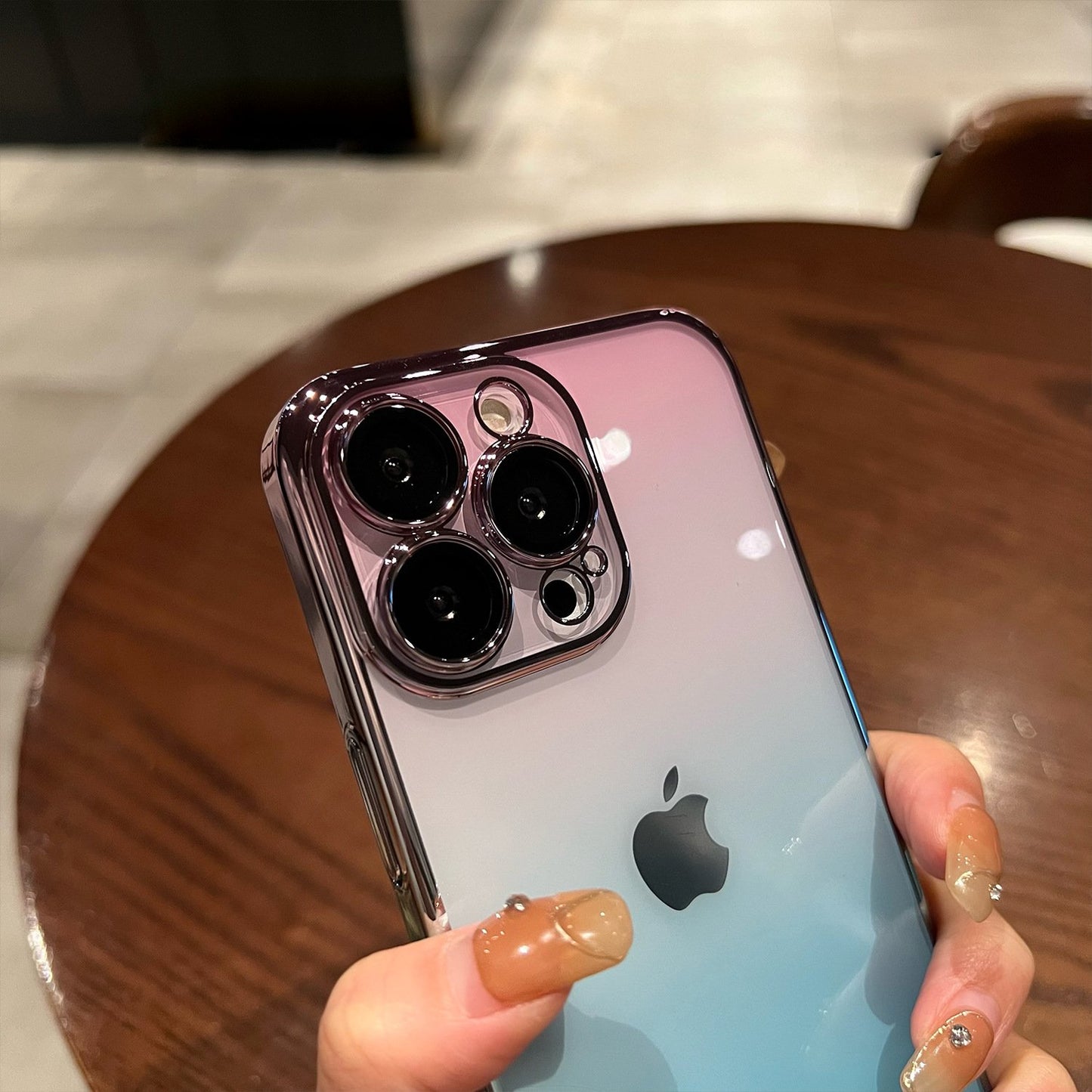 Alluring Transparent Gradient Hard Case - iPhone