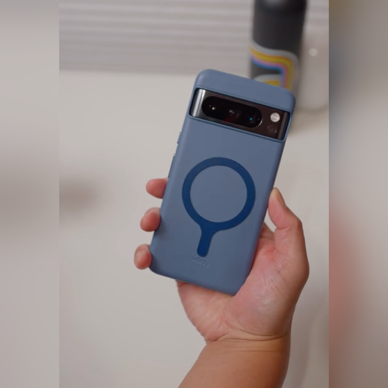 Radiant Aqua Classic Case - Google