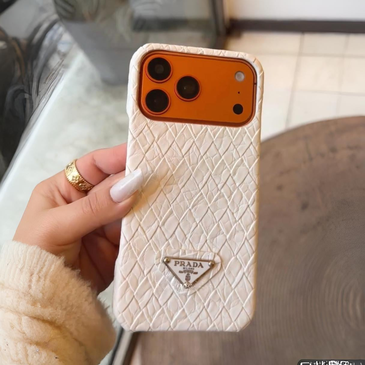 Luxe Neutral Tone Power Case