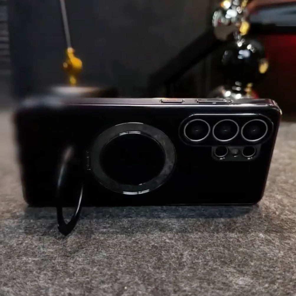 Noir Magnetic Ring Defense Case