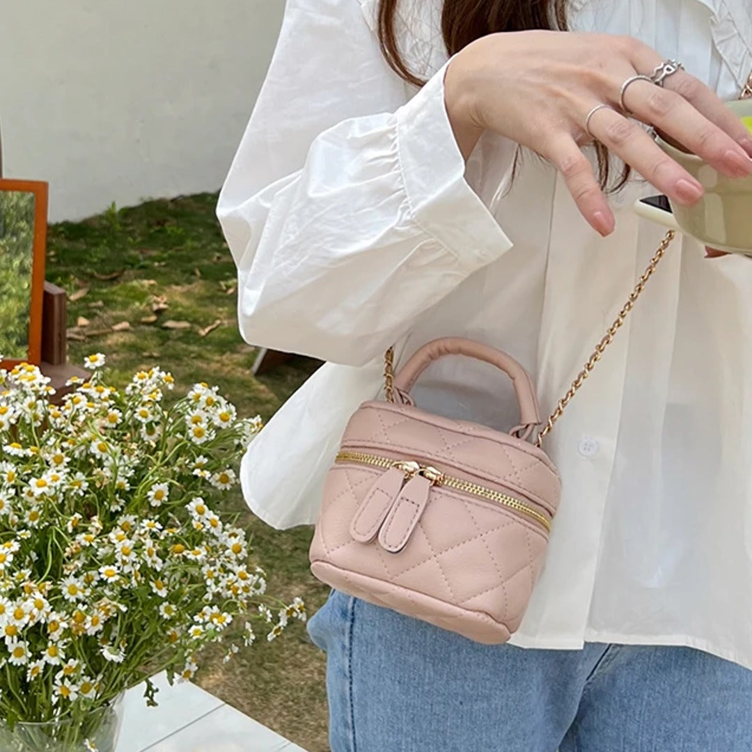 Mini Quilted Pattern Chain Bucket Bag