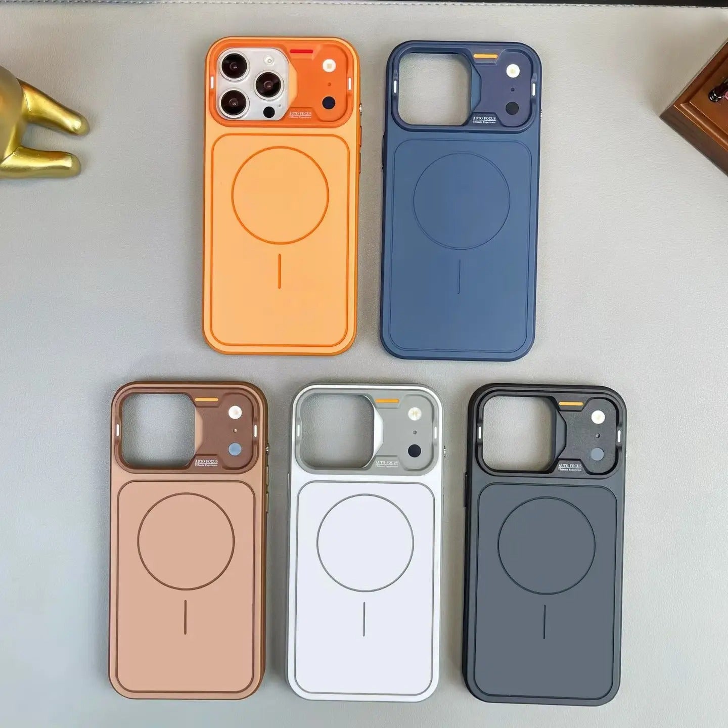 Barely There Daily Mood MagSafe Case