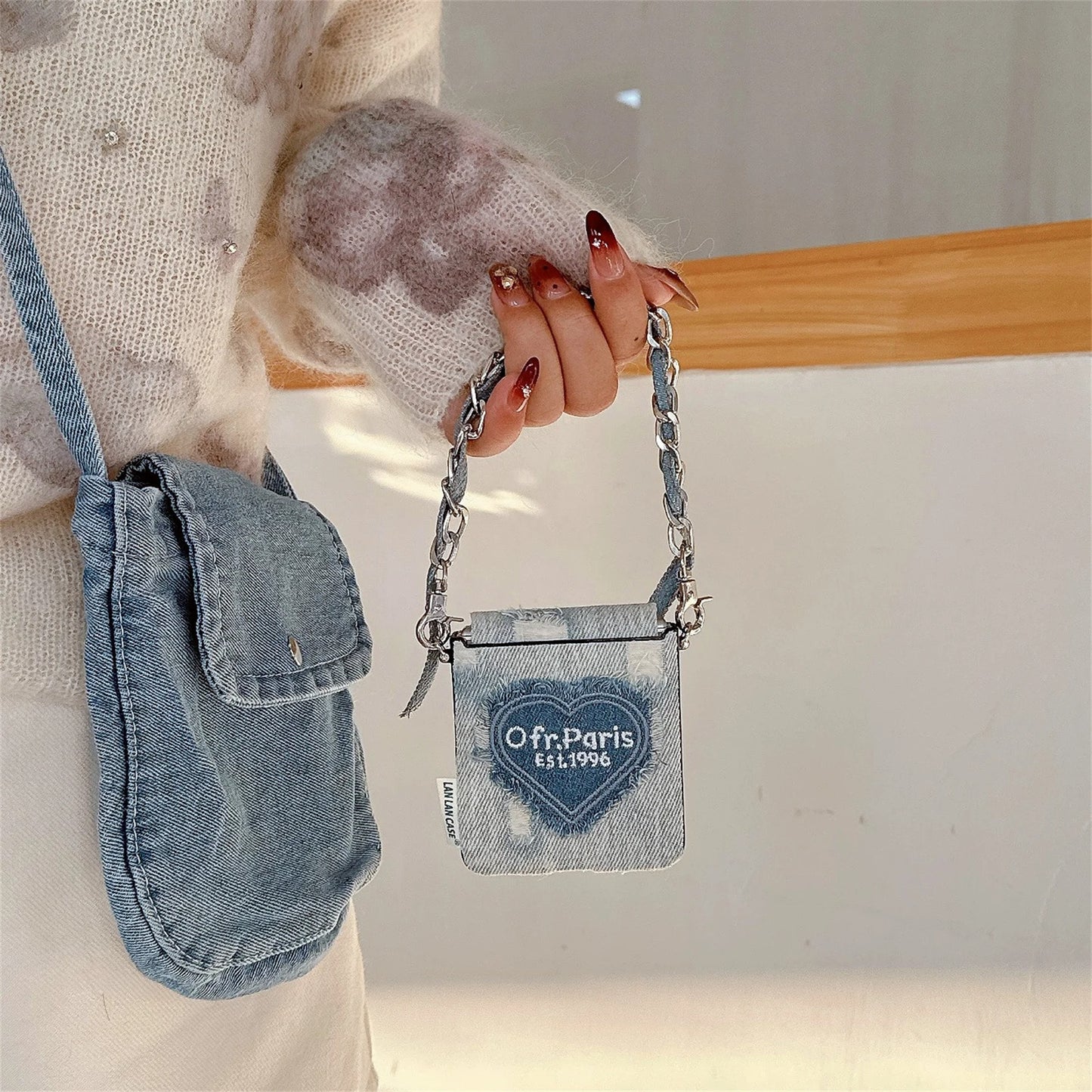 Galaxy Z Flip Series Denim Heart Chain Case