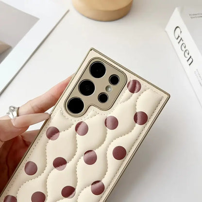 Polka Dot Chic With Leather Wristband - Samsung