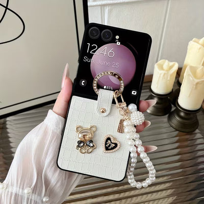 Pearl Darling Lock Flip Case