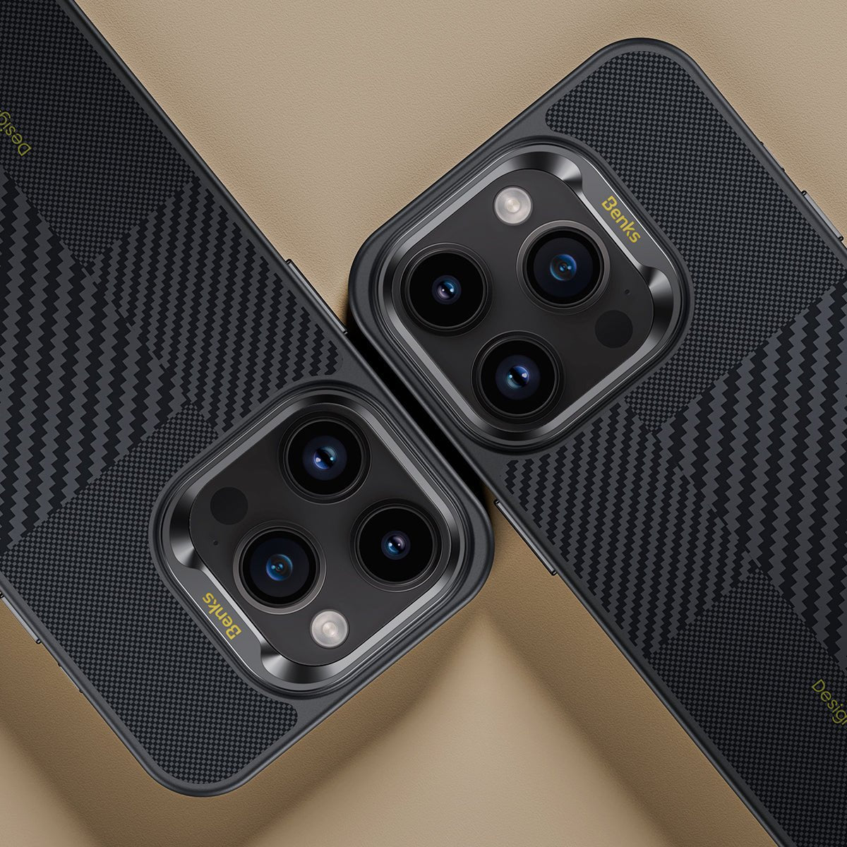 zopoxo/202409130857028085_Montage_ArmorPro_Case_built_with_Kevlar_for_iPhone_15_Pro_Max_3.jpg