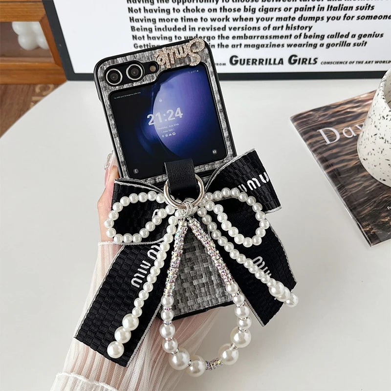 Beautiful Pearl Bow Case With Strap - Samsung