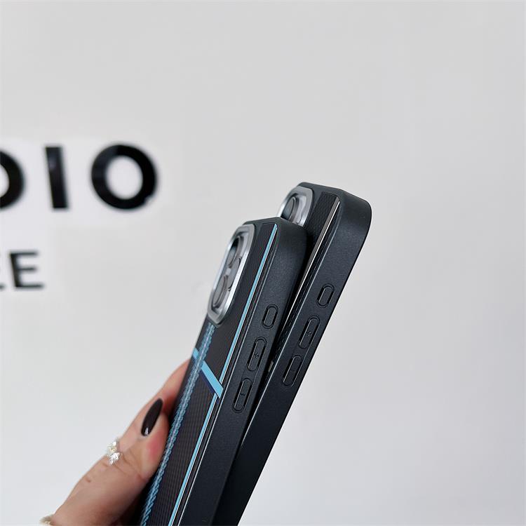 Classic Retro Carbon Fiber Case - iPhone