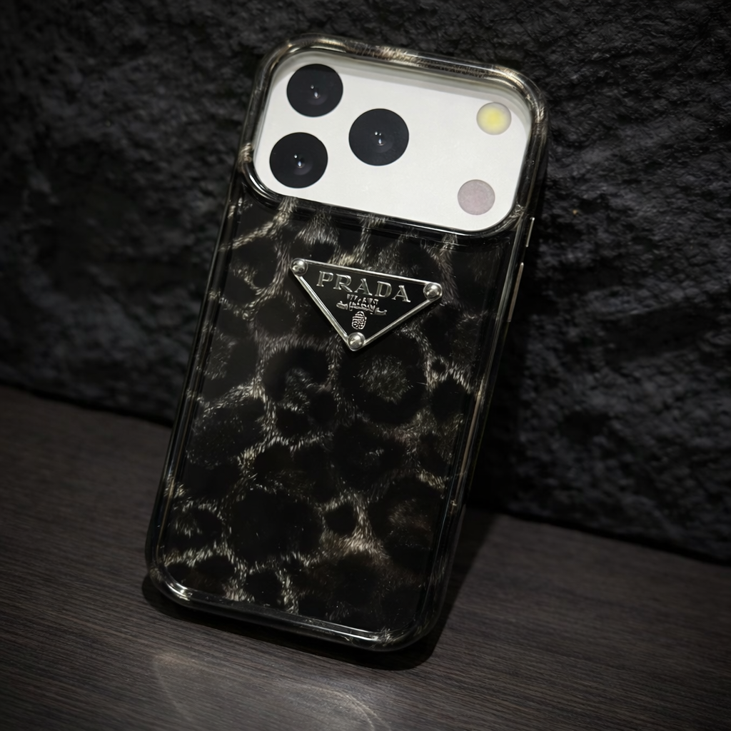 Untamed Glam Signature Case