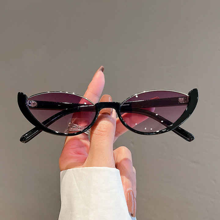 Retro Oval Sunglasses