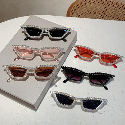 Diamond Rim Retro Statement Shades