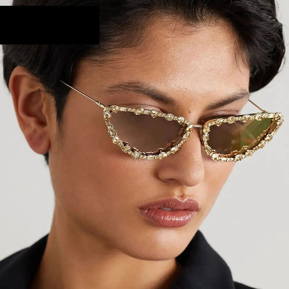 Luxe Jewel Edge Fashion Sunglasses