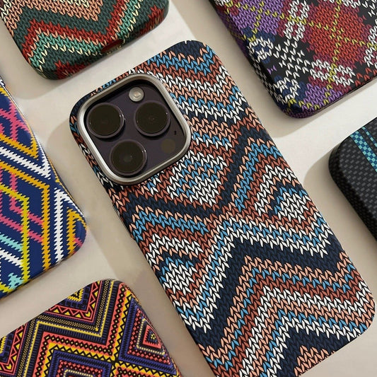Classic Retro Woven Pattern Case - iPhone