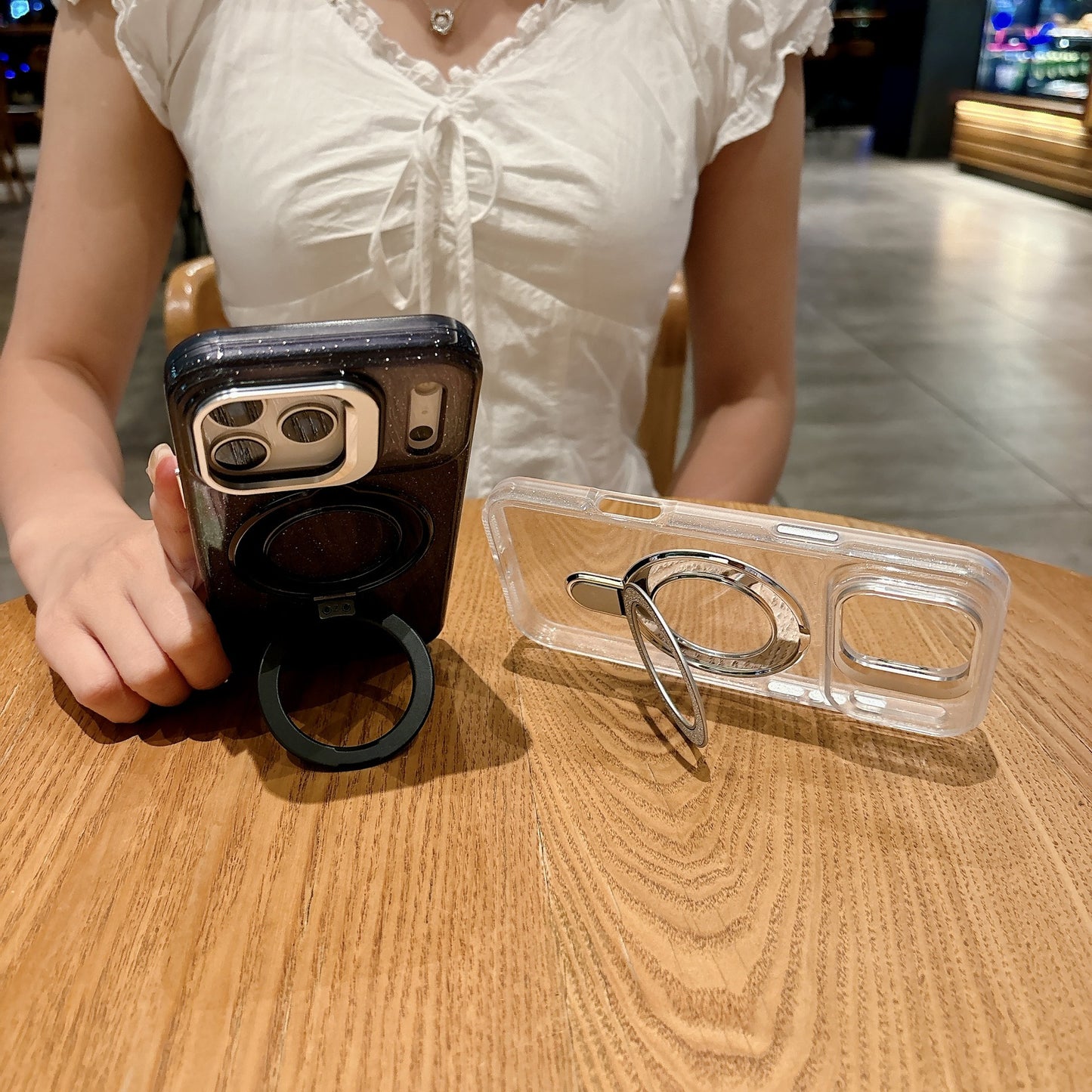 Serina Sparkling Ring Stand Glitter Case