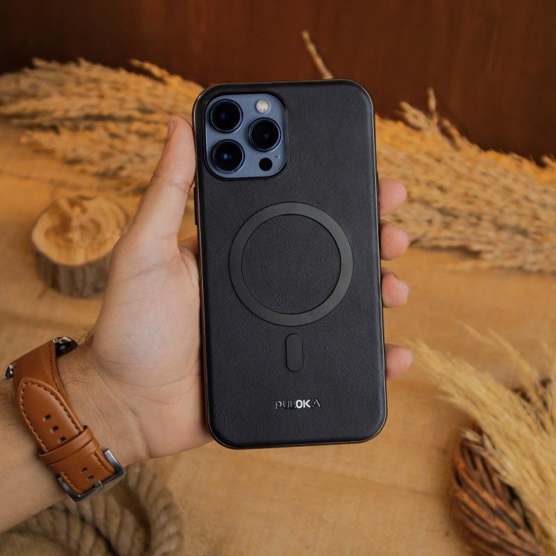 Classic Fine-Grain Leather Armor Case - iPhone