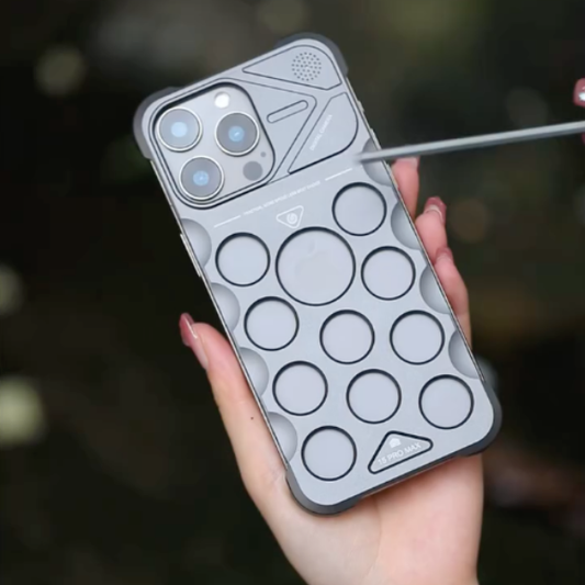 Robust Hollow Circular Incision Case - iPhone