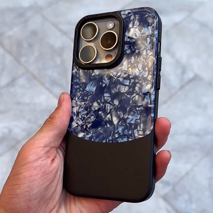 Elegant Mosaic Pattern Armor Case - iPhone