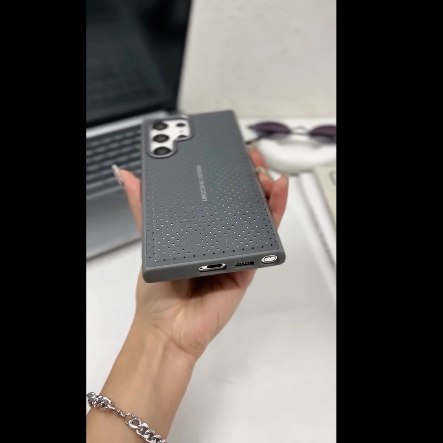 Brilliant Prism Light Frosted Case - Samsung