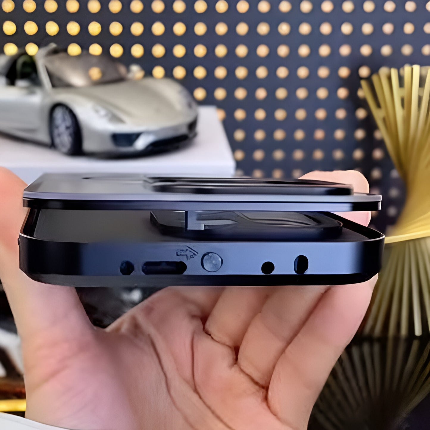 Sleek Frost Magnetic Case