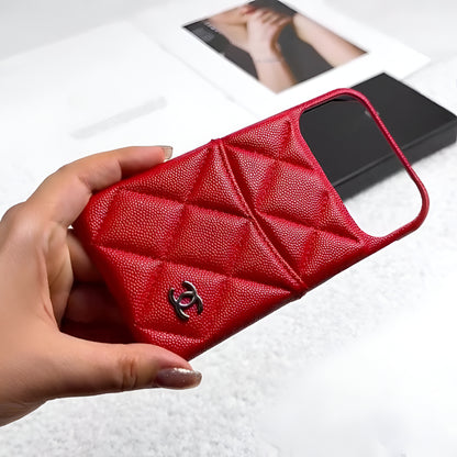 Iconic Scarlet Fashion Case