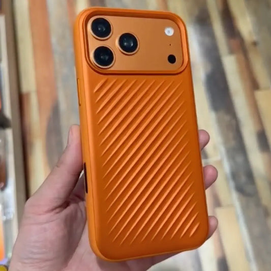 Diagonal Textured Grip Case