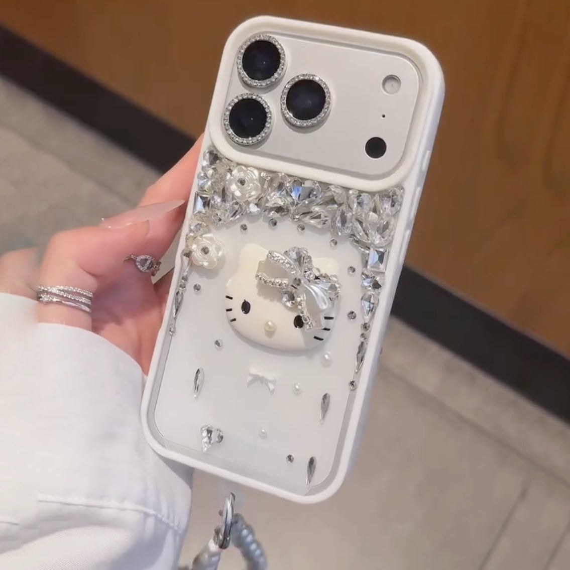 Kitty Pearl Glam Case