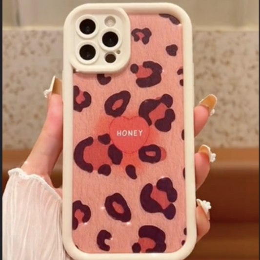 Trending Girly Leopard Pattern Case - iPhone