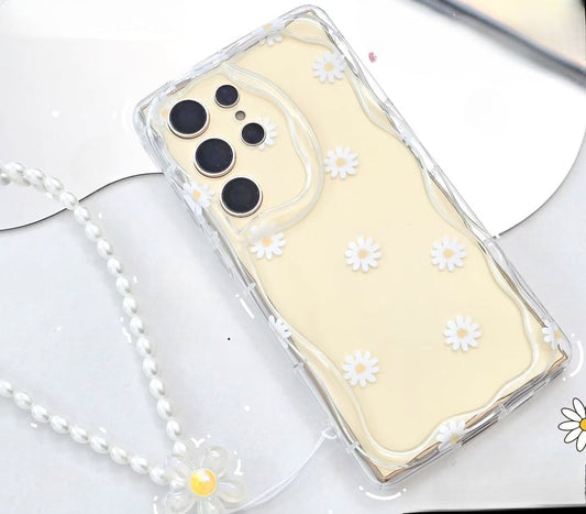 Elegant Soft Bloom Daisy Case