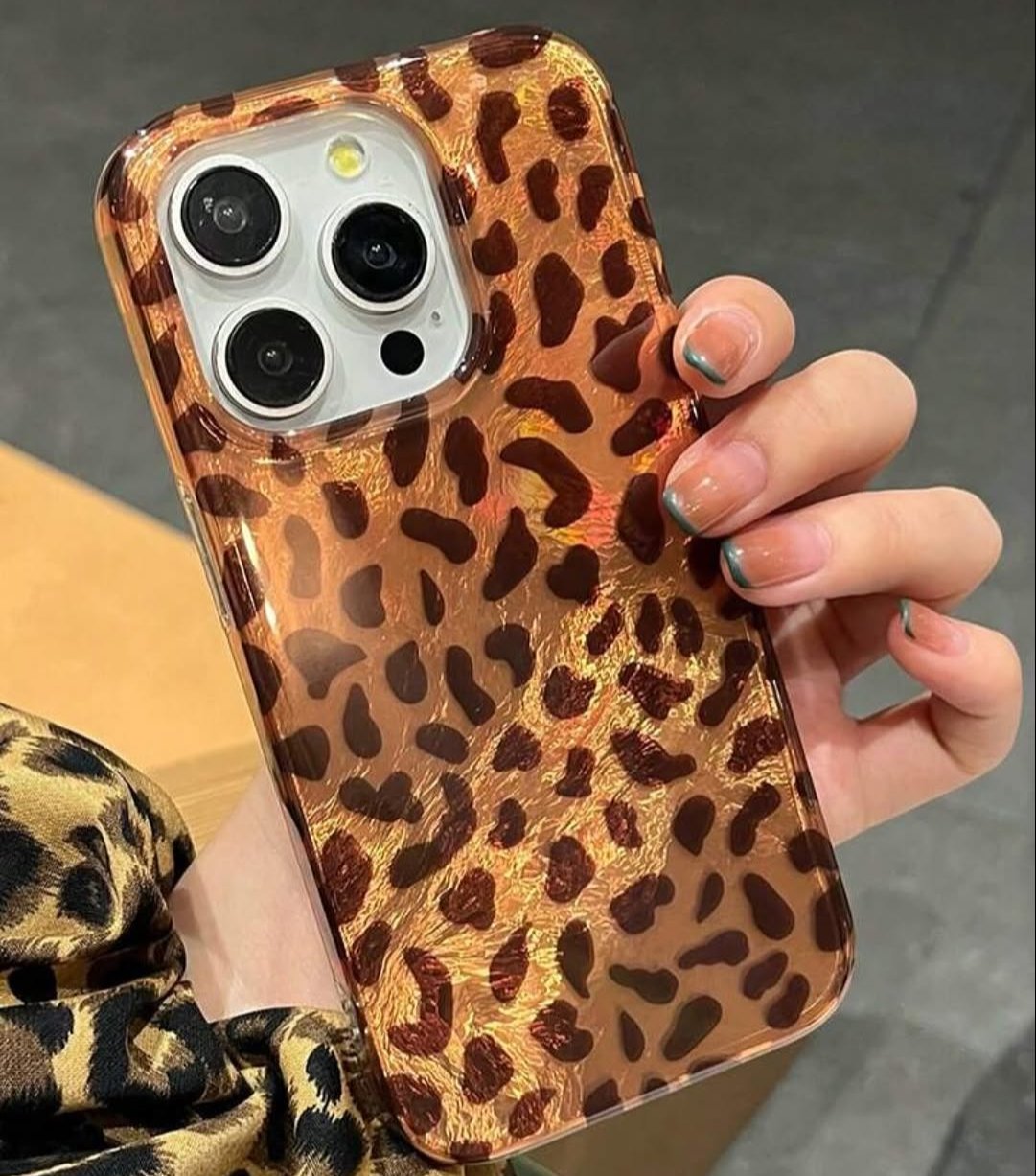 Chic Wild Leopard Print Case