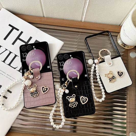 Pearl Darling Lock Flip Case