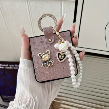 Pearl Darling Lock Flip Case