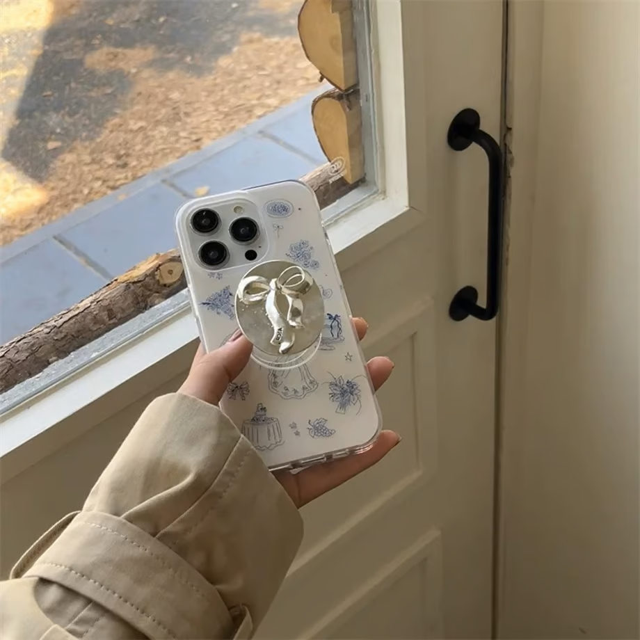 Royal Chic Bow Grip Phone Case