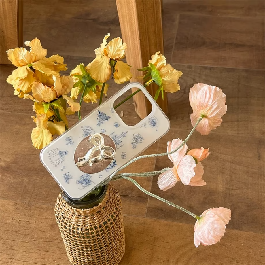 Royal Chic Bow Grip Phone Case