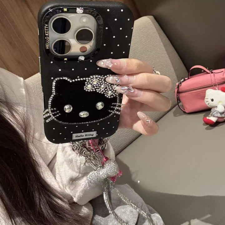 Chic Kitty Diamond Bow Case with Charm