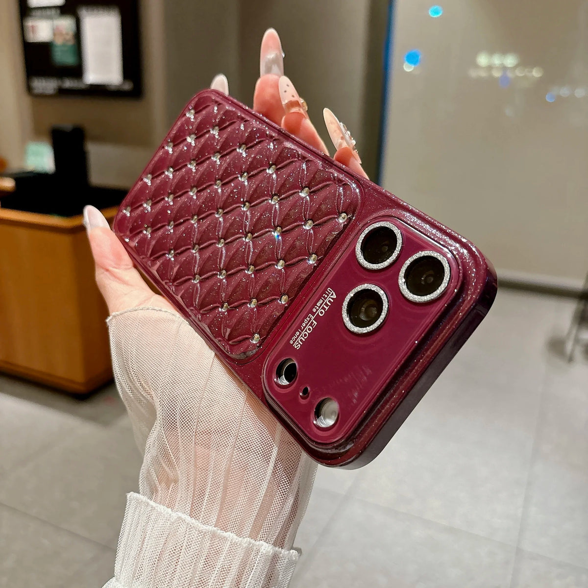Diamond Grid Glam Case