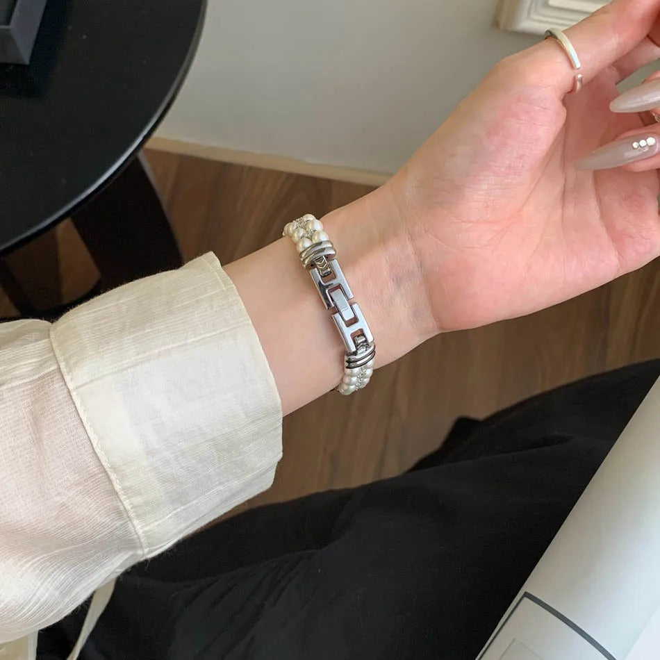 Timeless Pearl Watch Strap