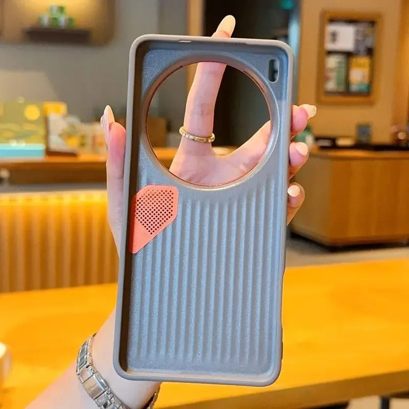 Lattice Contrast Line MagSafe Case - Vivo