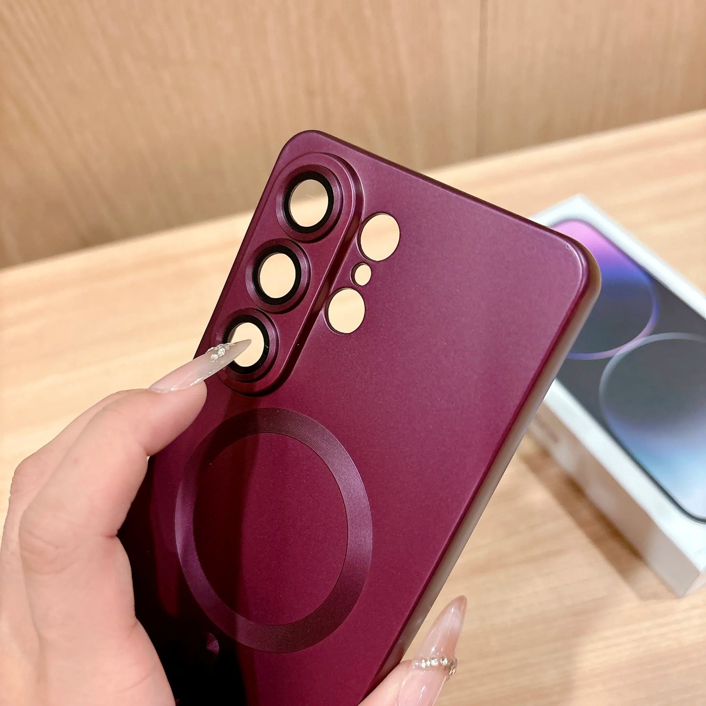 Atlas Grip Matte Touch MagSafe Case