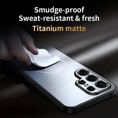 Silky Grip Graphite Matte MagSafe Case