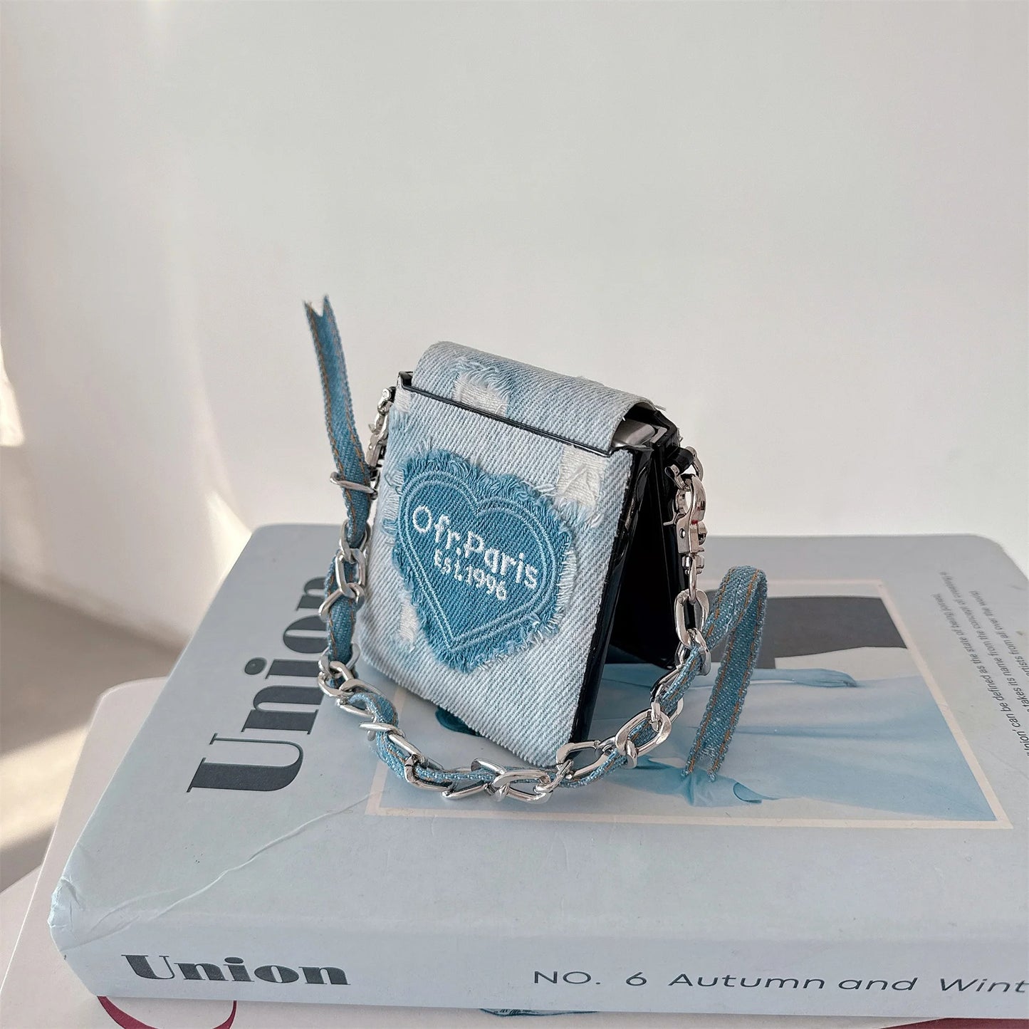 Galaxy Z Flip Series Denim Heart Chain Case