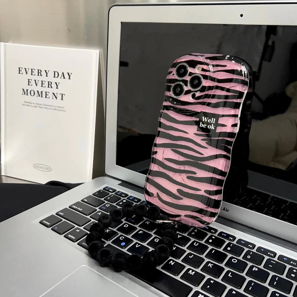 Pink Wavy Leopard Pattern Case