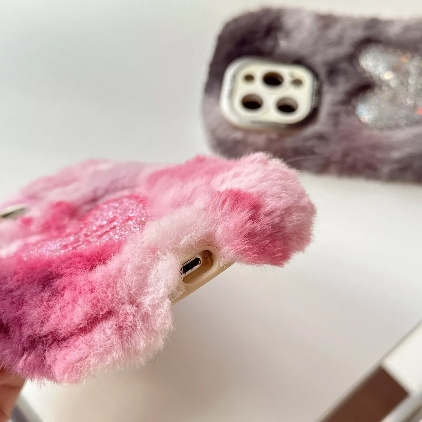 Fluffy Heart Hybrid Stand Case