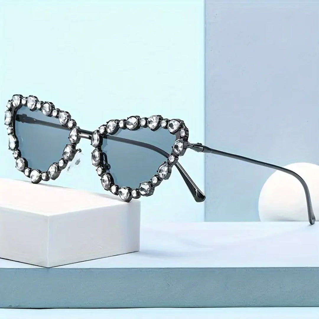 Chic Retro Cat-Eye Sunglasses