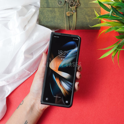 Galaxy Z Fold4 Luxurious Carbon Fiber Glass Case