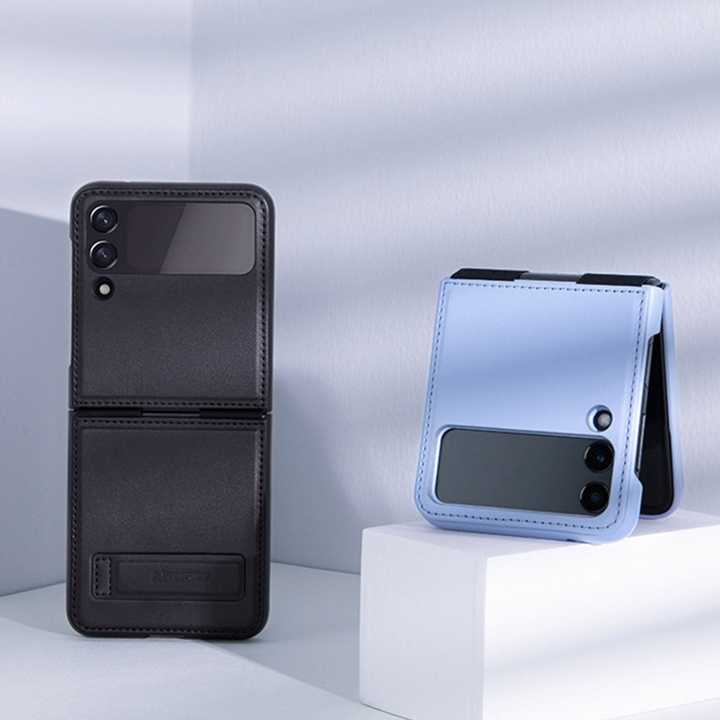 Galaxy Z Flip4 Luxury Leather Kickstand Case