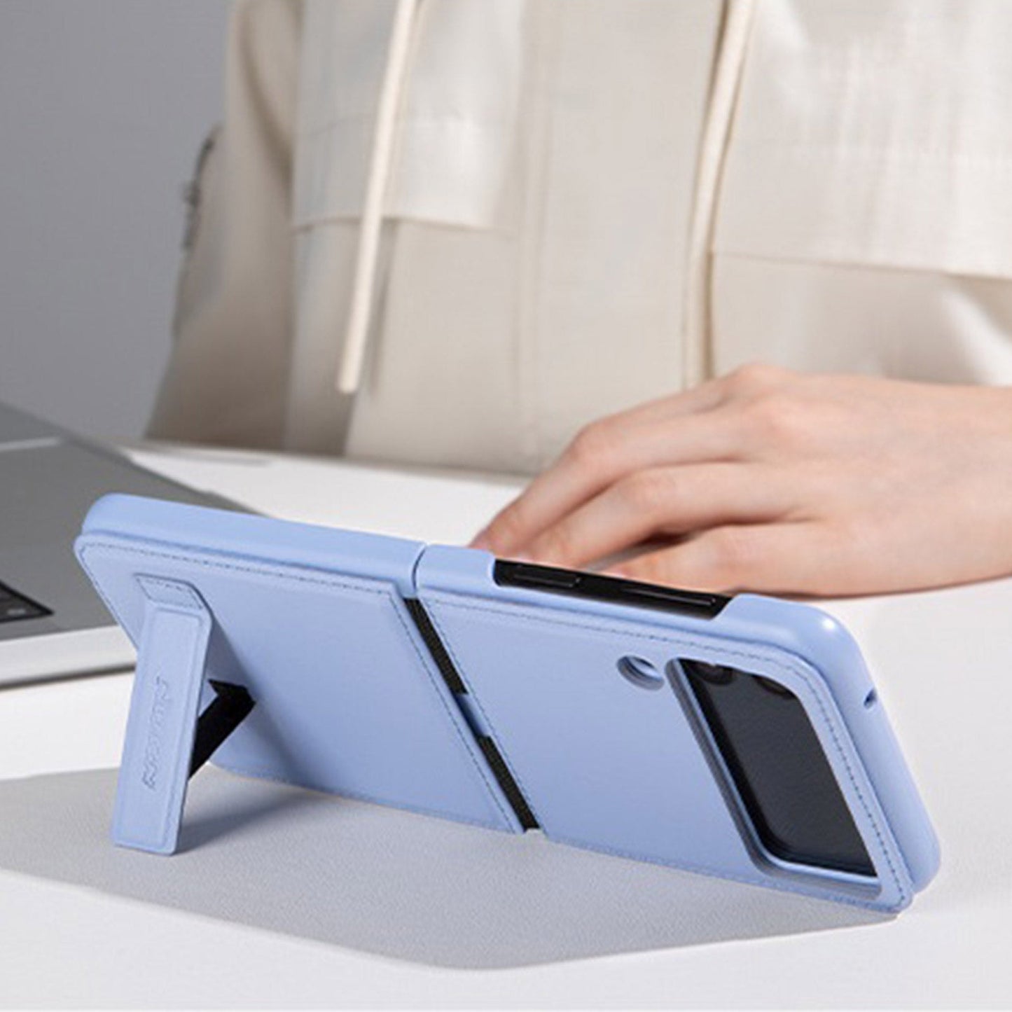 Galaxy Z Flip4 Luxury Leather Kickstand Case